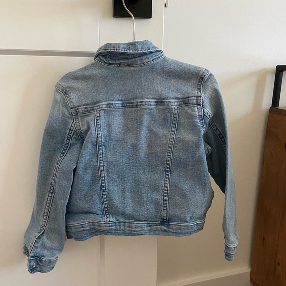 H&M stretchy denim jacket - Picture 7 of 7